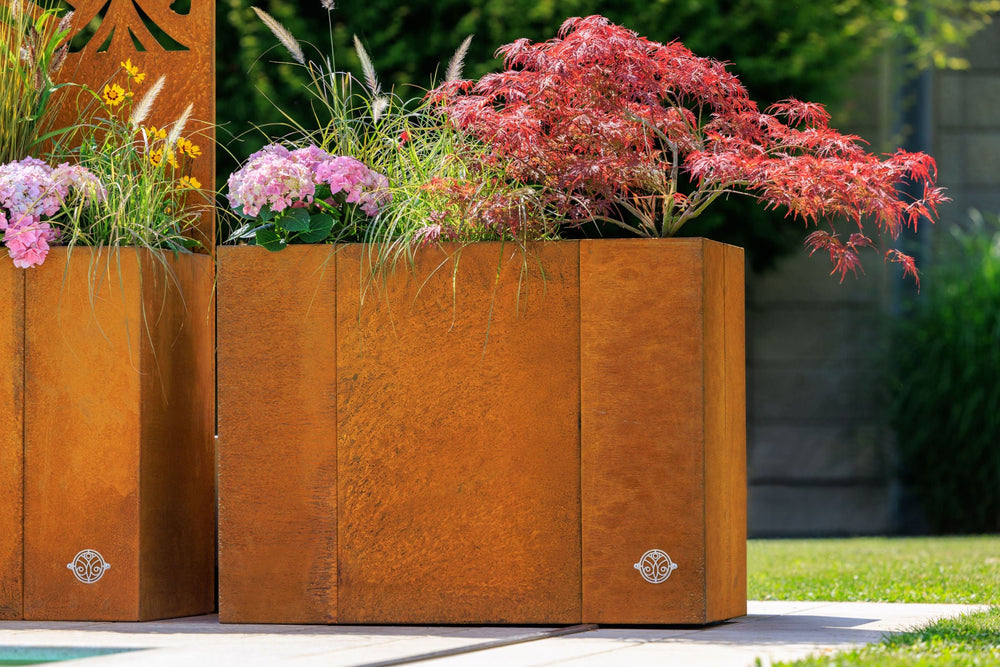 Hochbeet Monterosso Nahaufnahme Frontansicht | Cortenstahl Hochbeet Monterosso Nahaufnahme Frontansicht | Cortenstahl