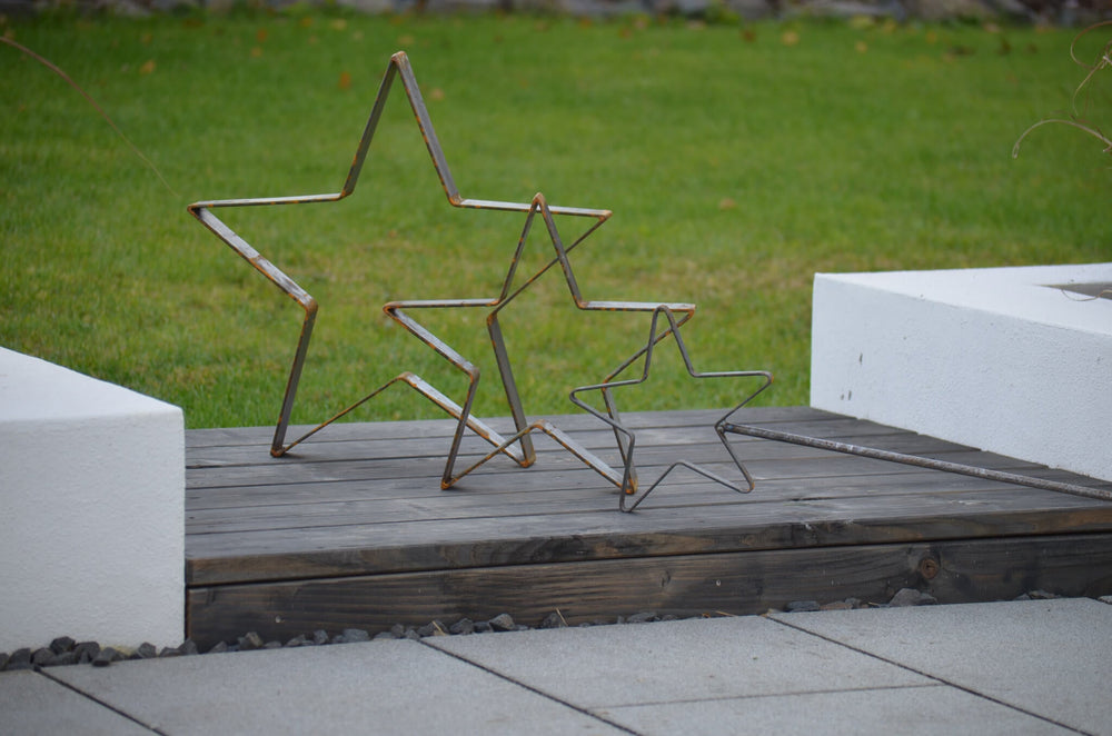 Stern-Set Rankstab Tissano + Novara Set unbeschichtet vor grünem Rasen Stern-Set Rankstab Tissano + Novara Set unbeschichtet vor grünem Rasen